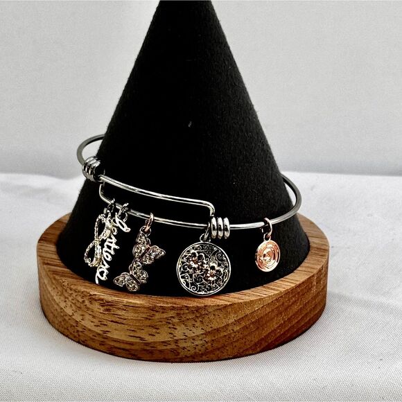 Love This Life Charm Bracelet - Picture 2 of 4